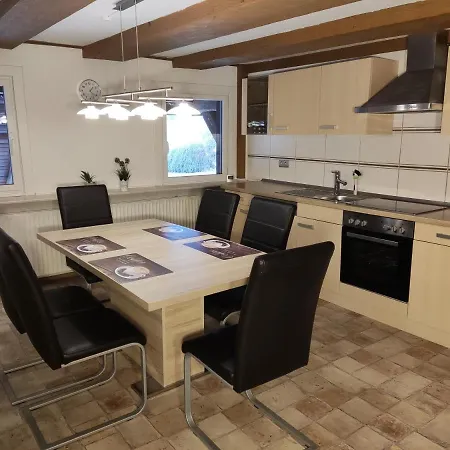 Geraeumige Im Schwarzwald דירה *